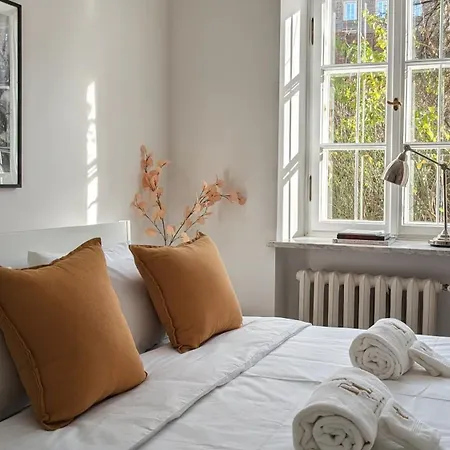 Bella Luna Luxury - Chic Old Town Daire