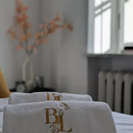 Bella Luna Luxury - Chic Old Town Warschau