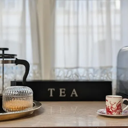 Bella Luna Luxury - Chic Old Town Warschau